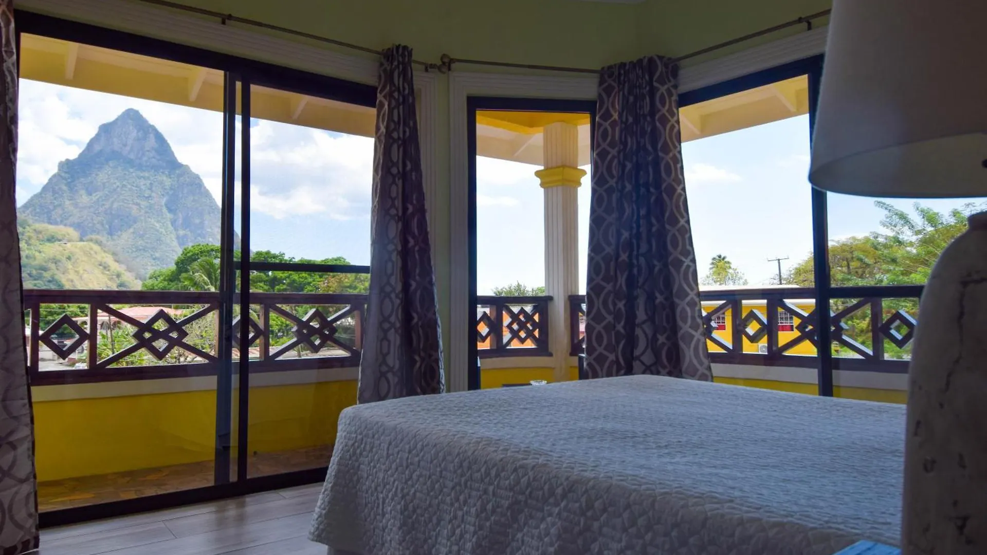 *** Appart hôtel Sea Piton View Apartment- Location, Convenience, Modern Living Soufrière Sainte-Lucie