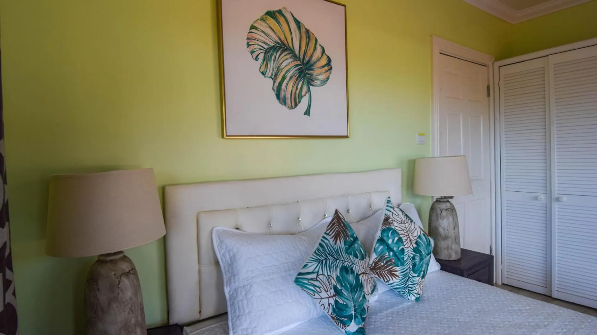 Sea Piton View Apartment- Location, Convenience, Modern Living Soufrière Appart hôtel