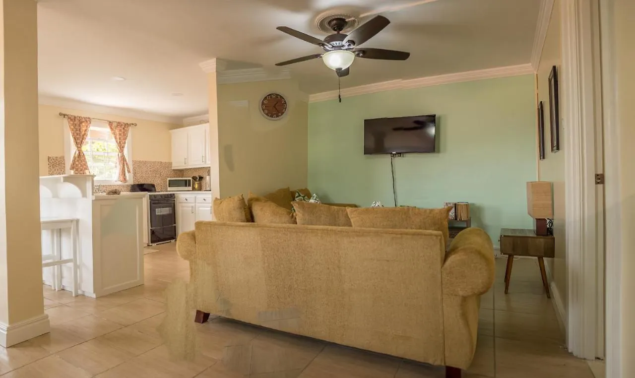 Sea Piton View Apartment- Location, Convenience, Modern Living Soufriere