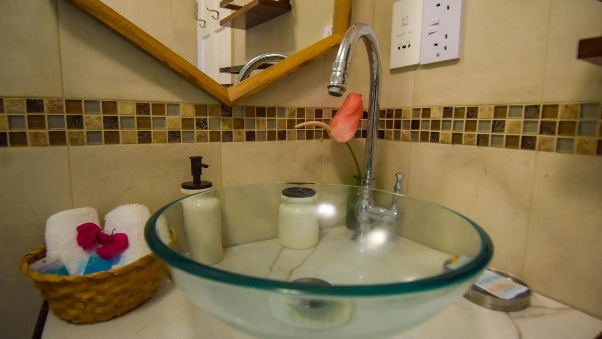 Aparthotel Sea Piton View Apartment- Location, Convenience, Modern Living Soufriere