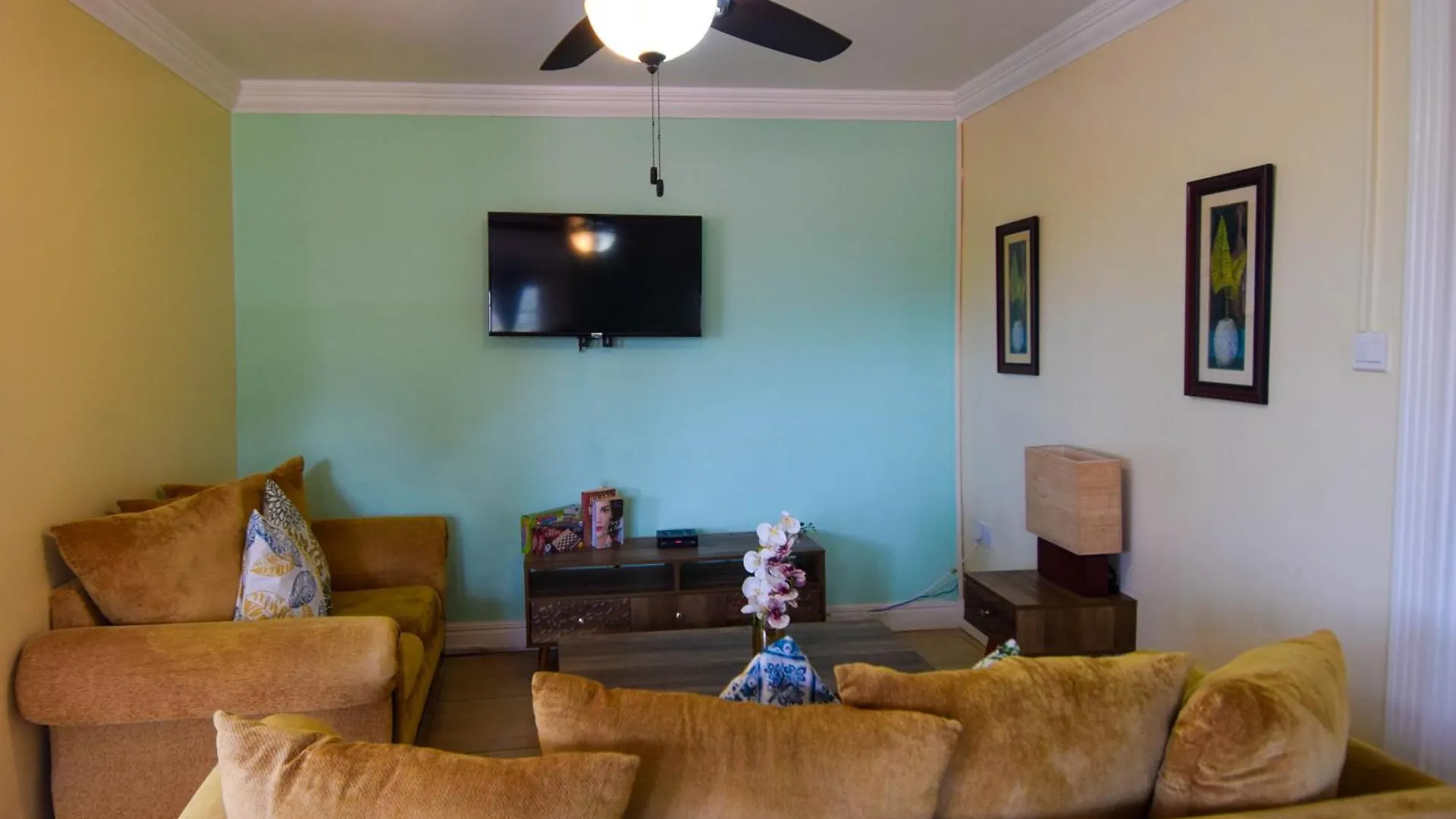 Aparthotel Sea Piton View Apartment- Location, Convenience, Modern Living Soufriere